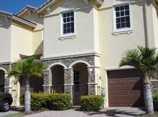 22538 SW 89th Pl, Cutler Bay, FL 33190