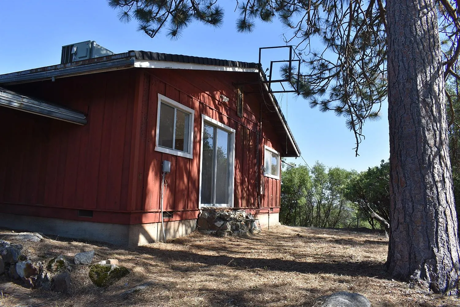 56430 Horn Rd photo 1