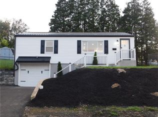 261 Montana Ave, New Kensington, PA 15068