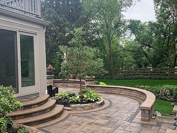 5th image of 6241 Balmoral Dr