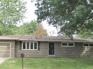 1620 W 20th St, Lawrence, KS 66046