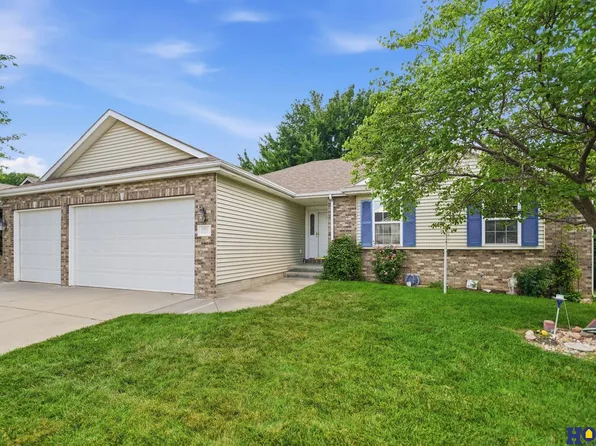 1051 N 81st St, Lincoln, NE 68505