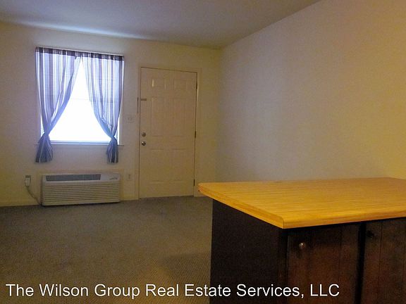 3rd image of 907 18th Ave S APT 106