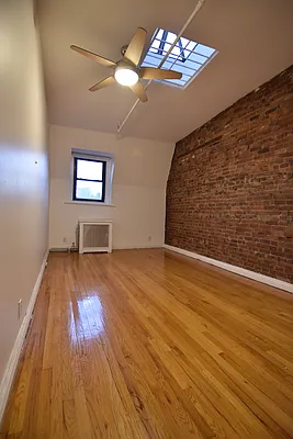 Rented by A P Realty Group NY LTD | media 17