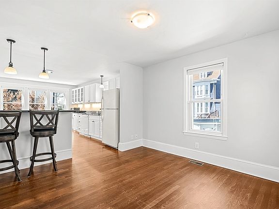 3rd image of 161 Main St
