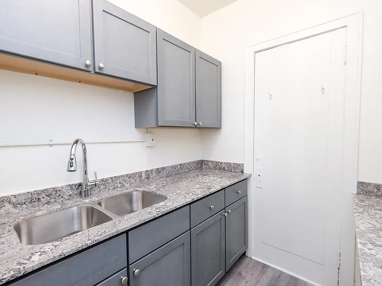 James Apartments | 2886 — Photo 23