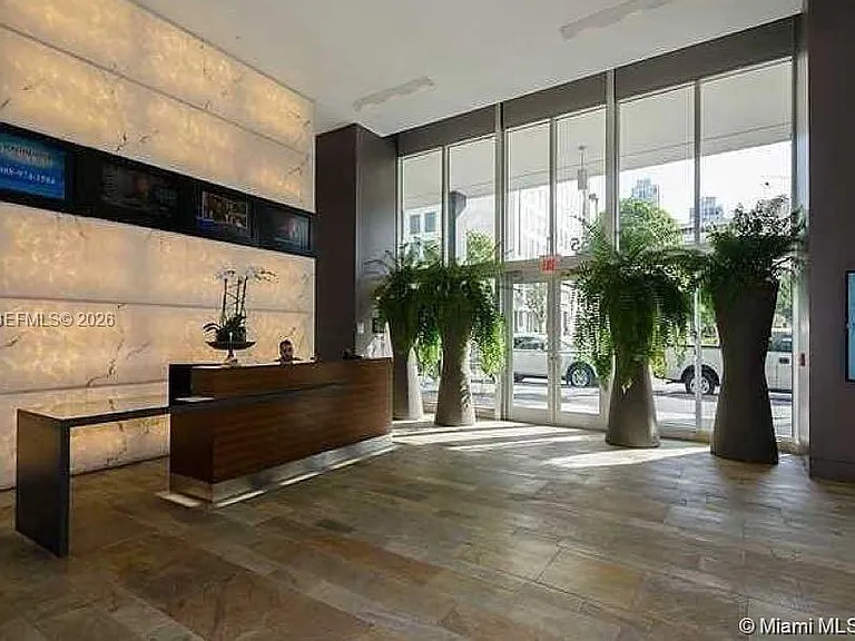 500 Brickell Ave #2708 — Photo 10
