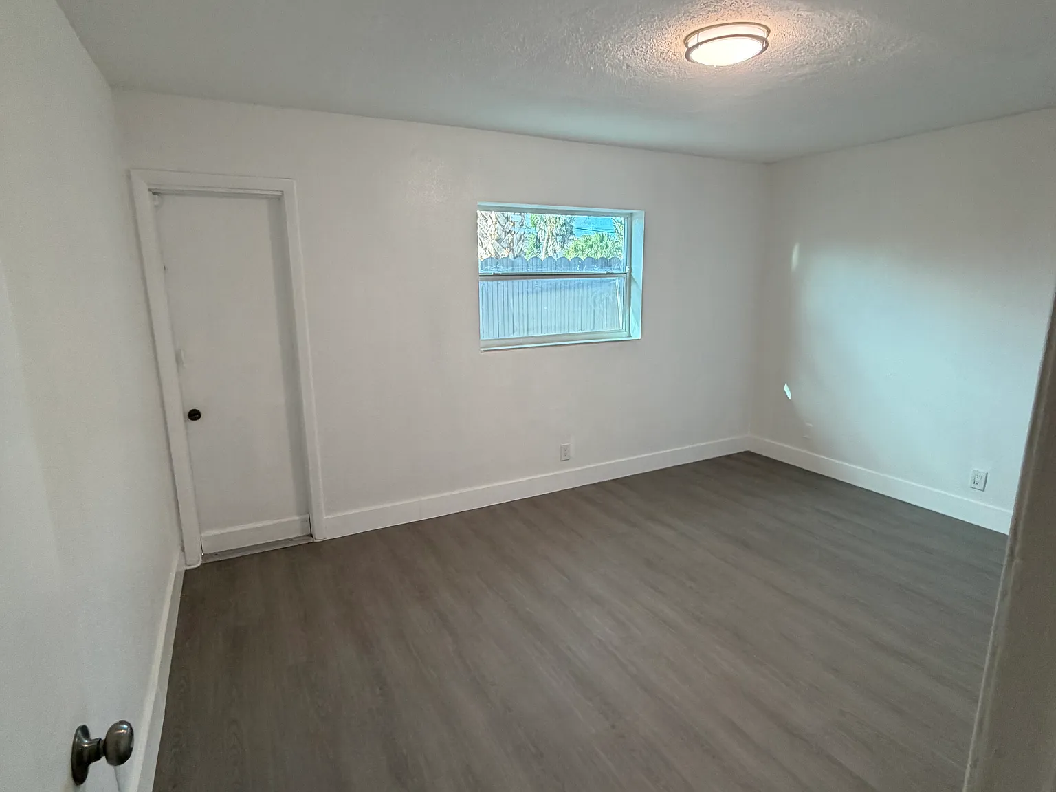 3 bed, $2,900 — Photo 3