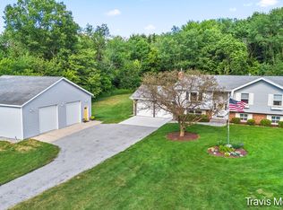 5805 Conklin Rd, Lowell, MI 49331