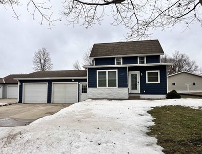 1215 5th Ave, Alton, IA, 51003