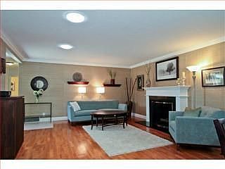 2nd image of 1133 Lafayette Dr