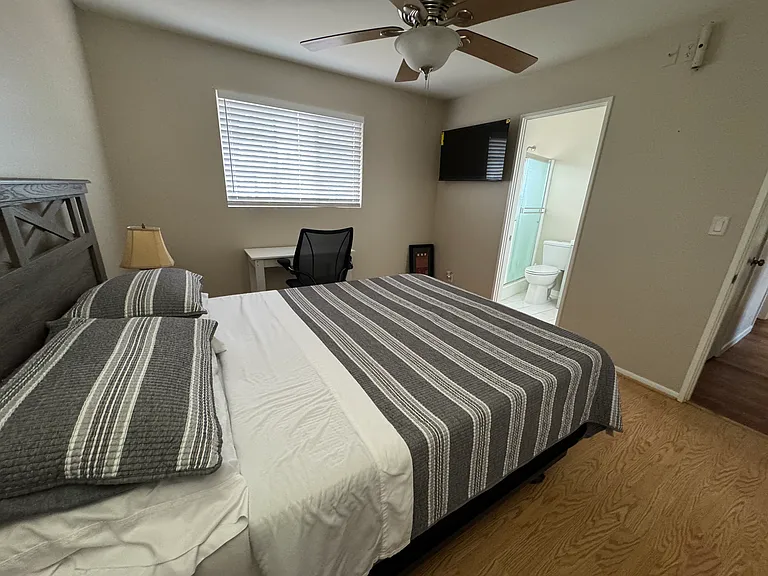 611 E Encanto Dr — Photo 7