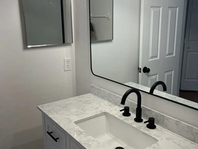 5745 SW 10th Pl — Photo 21