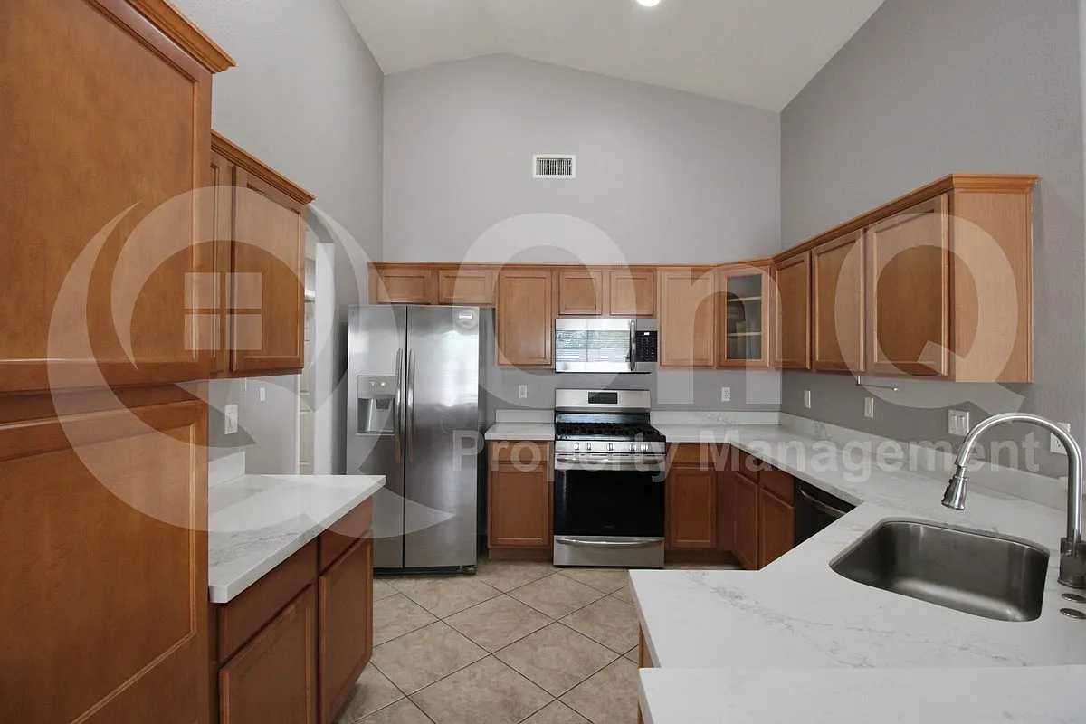 Building Photo - 1139 E Morgan Ct