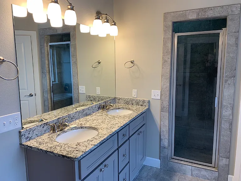1513 Crestwood Hills Ln — Photo 10