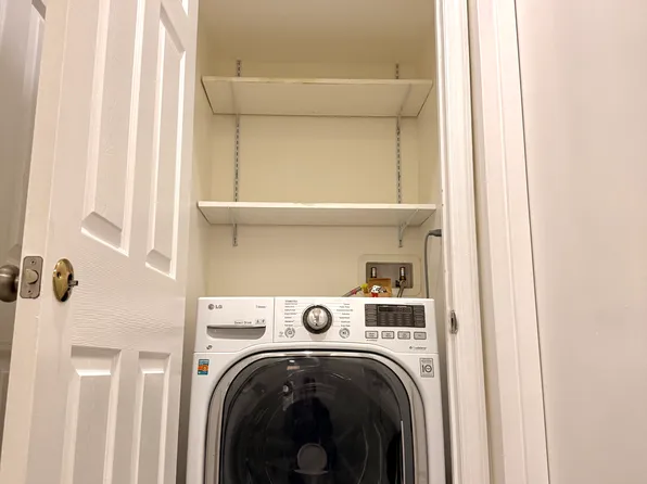 56 Huron Street image 20 of 21