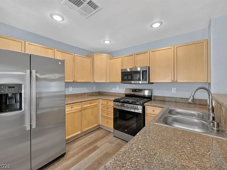 561 Aspen Leaf St — Photo 23