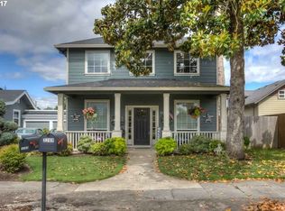 3269 3rd St, Hubbard, OR 97032