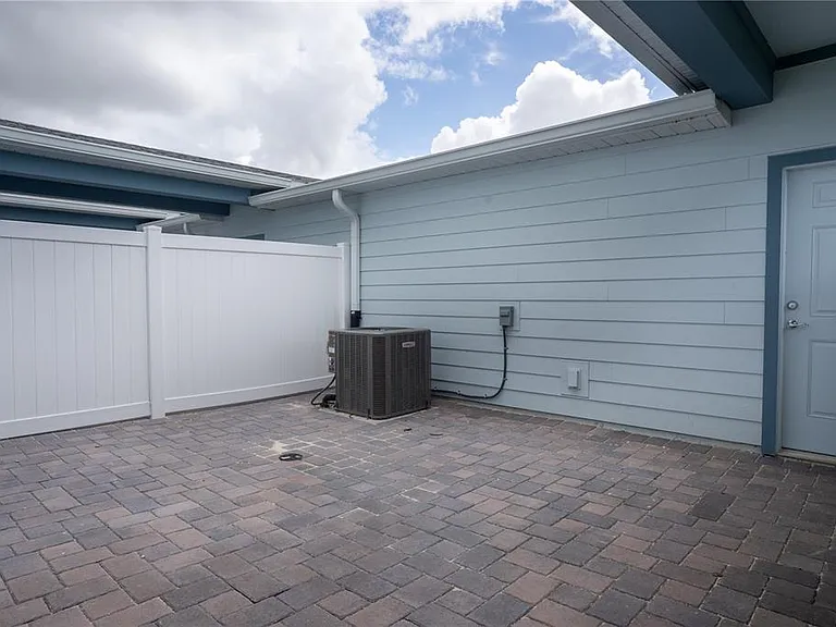 4580 Maple Waltz Aly — Photo 18