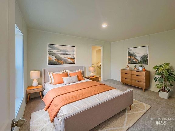 5th image of 5 Kokanee Ln