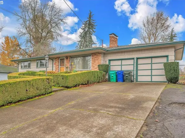 1550 SE 4th St #B, Gresham, OR 97080