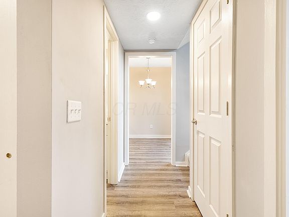 5th image of 5081 Chuckleberry Ln