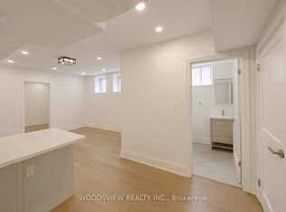 135 Earl Pl #2, Toronto, ON M4Y 1M4