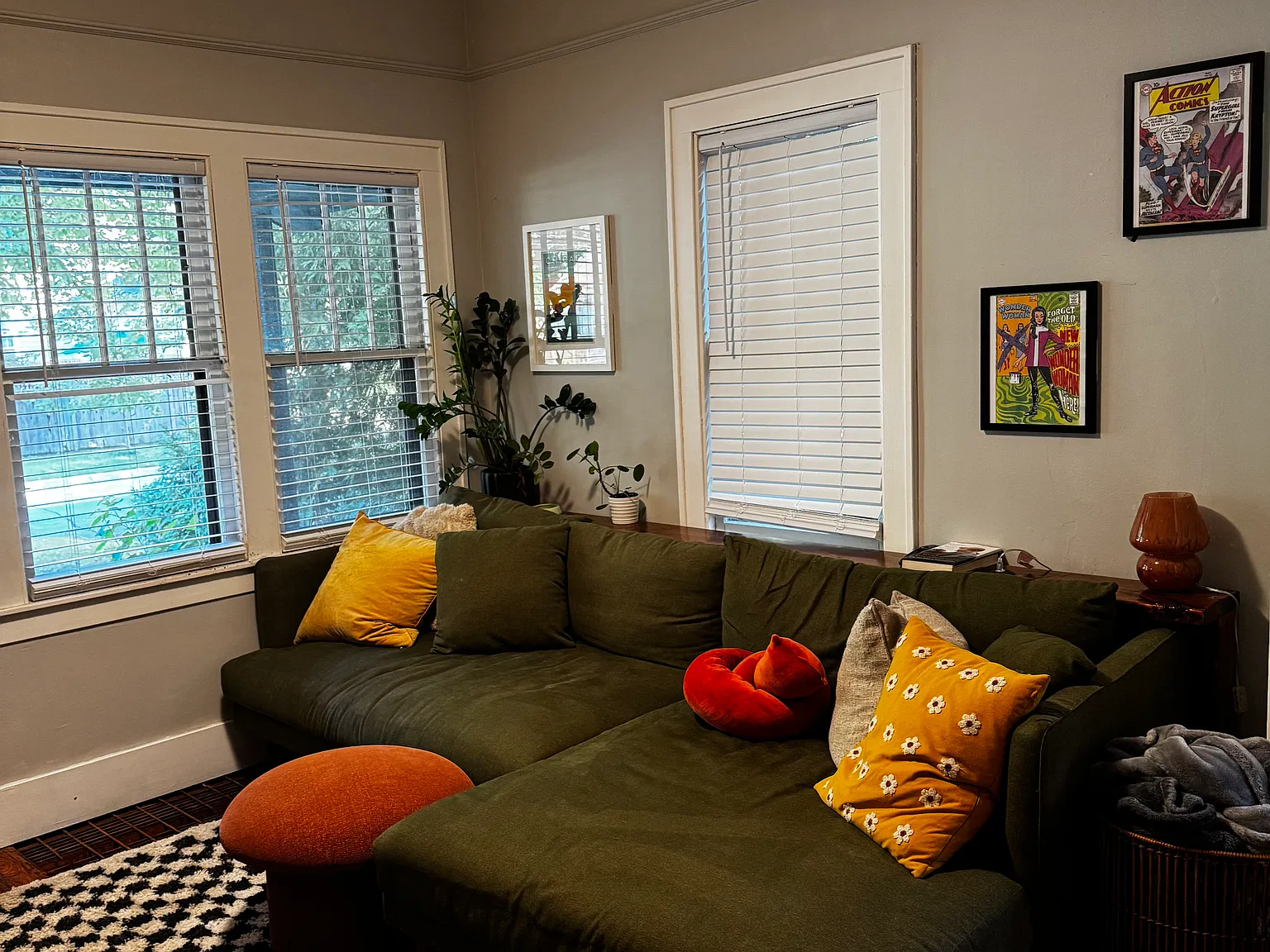 516 S Alexander Ave — Photo 2