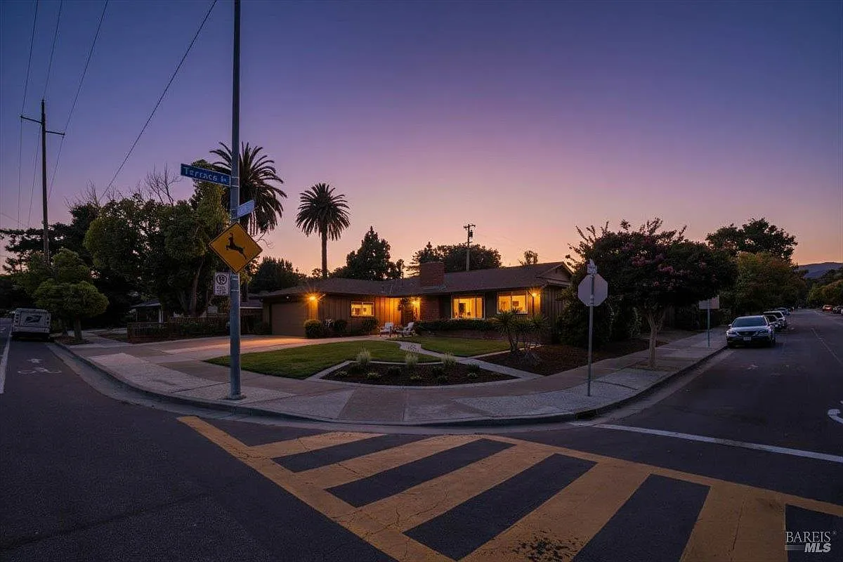 11221 Bubb Road photo 1