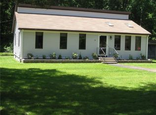 53 Greenbush Rd, Warwick, RI 02818