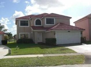 8730 SW 12th St, Pembroke Pines, FL 33025