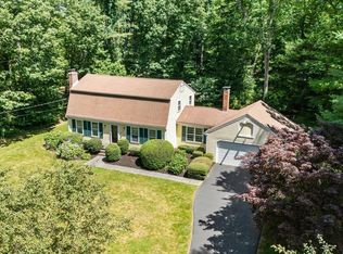 11 Laurel Dr, Scituate, MA 02066