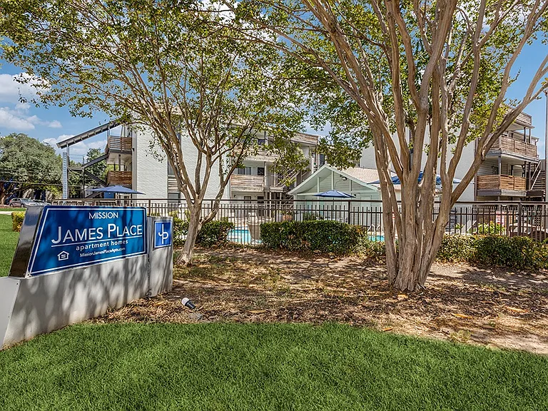 Mission James Place Apartments — Photo 29