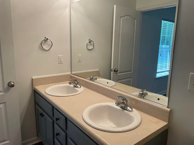154 Fox Haven Dr — Photo 16
