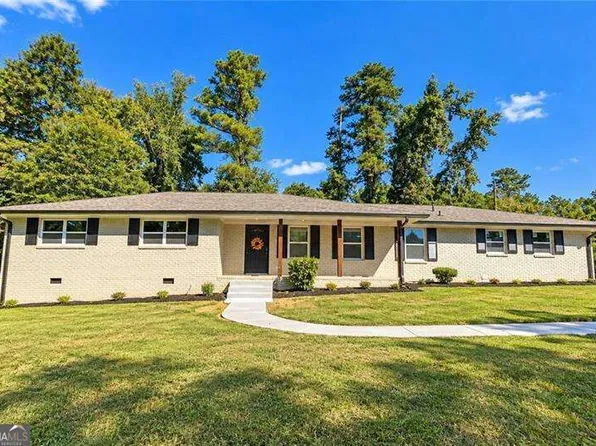 2613 Creek Ln, Snellville, GA 30078