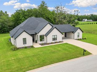 1410 River Point Rd, Fayetteville, AR 72703