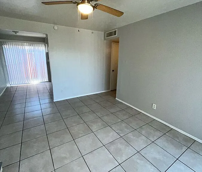4838 E Culver St #2 — Photo 3