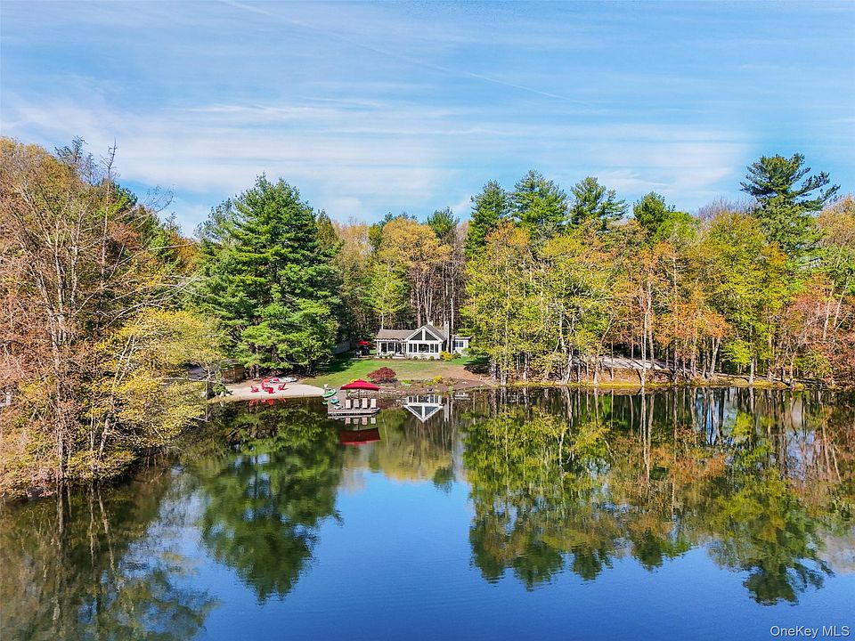 1st image of 559 Pound Ridge Road