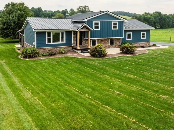 1106 Shutt Valley Rd NW, Sugarcreek, OH 44681