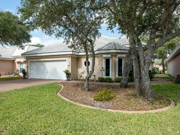 7 Saint Andrews Pl, Rockport, TX 78382