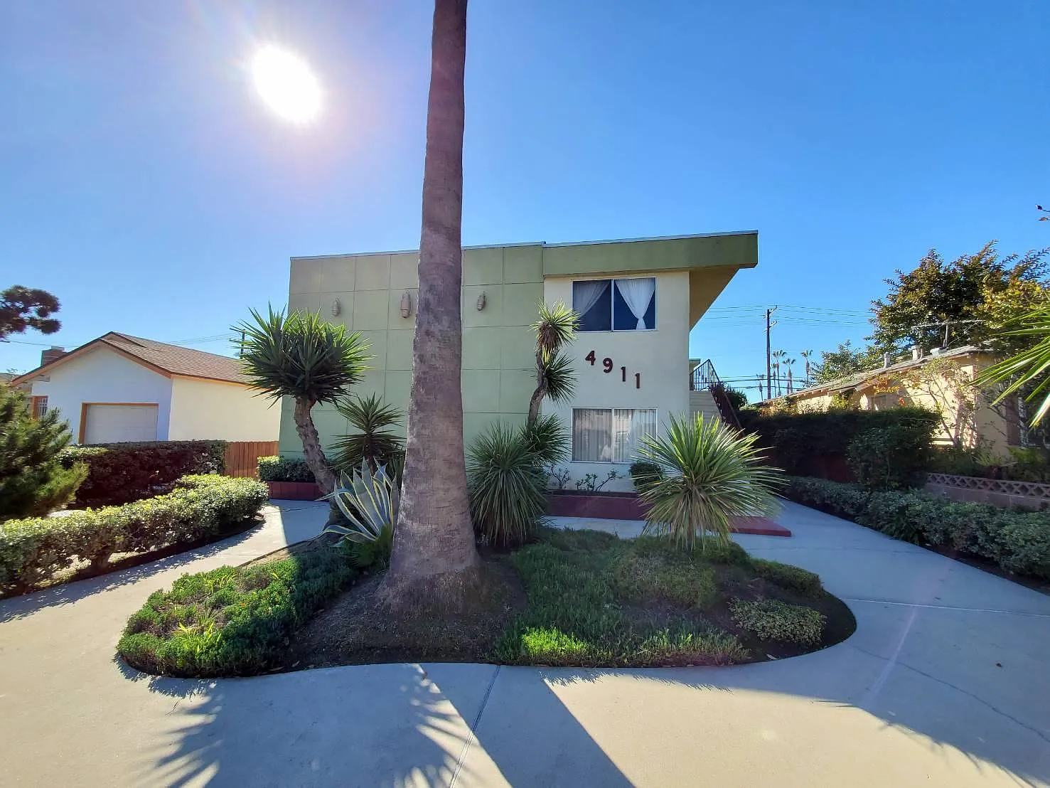 1 bed, 700 sqft, $2,200 — Photo 1