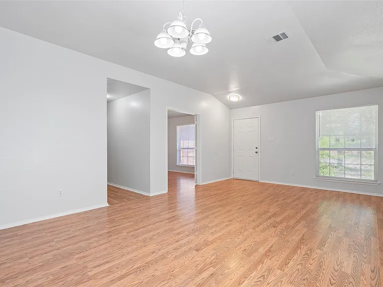 3307 Blue Ridge Dr — Photo 7