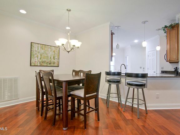 2nd image of 621 Meadow Walk Ln