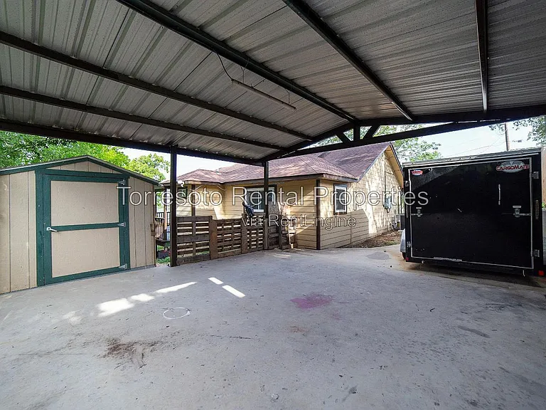1919 E Highland Blvd — Photo 21