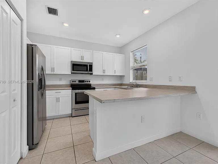 1586 SE 27th Ter #1586 — Photo 20