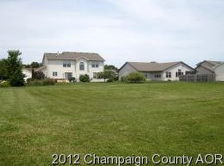 3310 S Deer Ridge Dr, Urbana, IL 61802