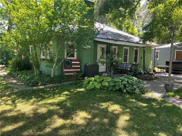 2 Widow Hill Rd, Penn Yan, NY 14527