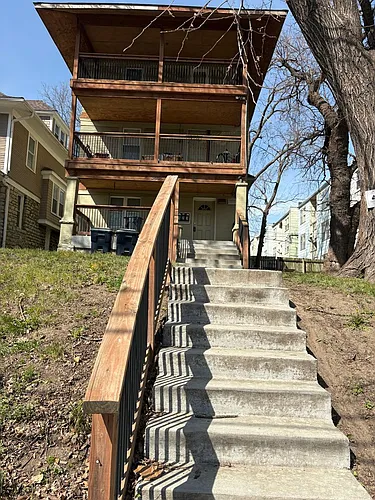 3808 Wyandotte St Photo 1
