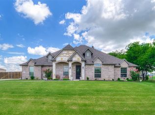 5904 Mango Dr, Sanger, TX 76266