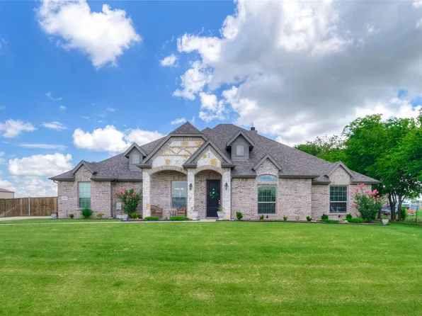 5904 Mango Dr, Sanger, TX 76266